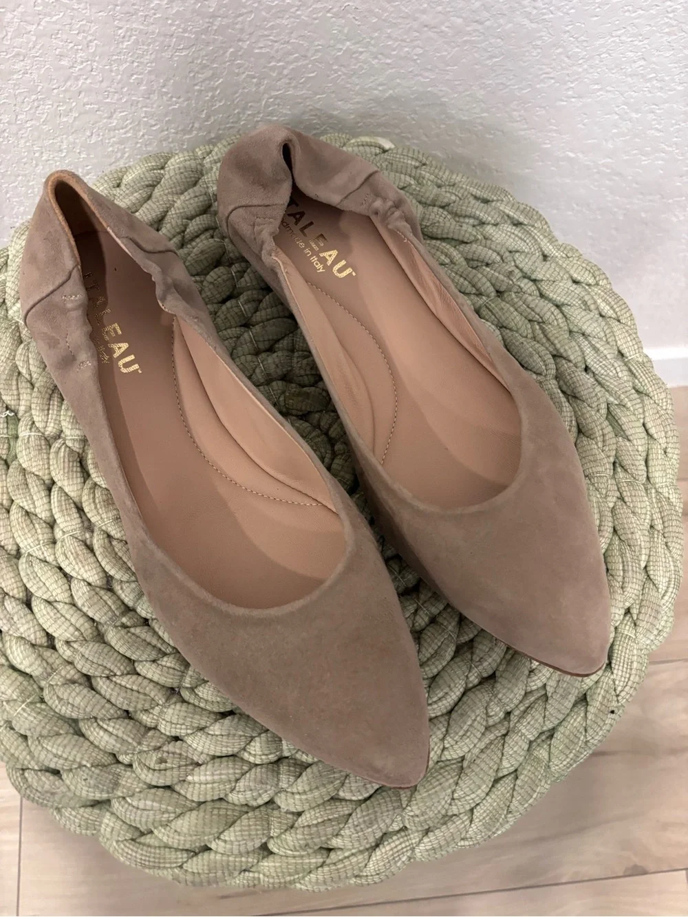 NEW Italeau Mara Flexlite Flats Taupe Suede Comfort Handmade Ballet Flats